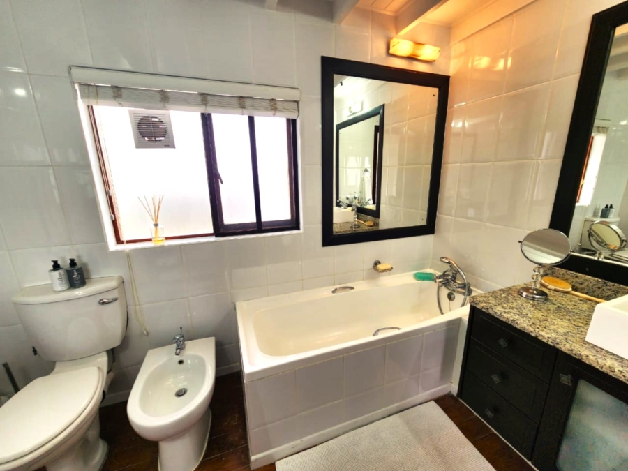 4 Bedroom Property for Sale in Wilderness Central Western Cape